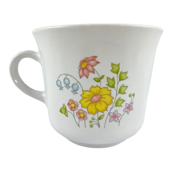 Corelle Coffee/Tea Cups Meadow Pattern Set of 4 White w Flowers - Picture 4 of 6